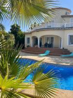 Villa Duke - Plusholidays - Chambres d’hôtes Casas de Torrat