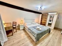 ApartHotel Riviera - ANGLE DROITE - Old town Promenade des Anglais - B&B Nizza