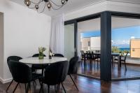 Appartamento con 2 Camere da Letto e Vista Mare 