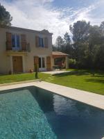 Ma maison cozy - Jardin - Piscine - 500m du centre - B&B Bédoin