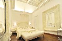 Two-Bedroom Deluxe Apartment