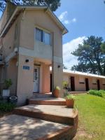 Monserrat Bungalows Con pileta y parrilla - B&B Pinamar