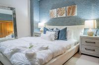Two-Bedroom Deluxe Apartment with Ocean View