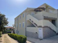 Apartmani Mare Domus, Mandre - Ferienwohnung Mandre