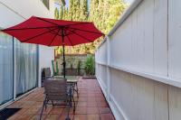Spacious Guest Studio with Private Entry - B&B
