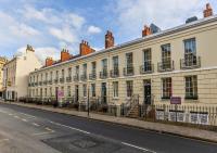 Stunning 2 Bed in the Centre of Cheltenham! - B&B