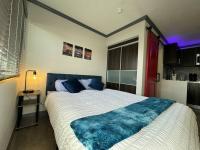 Studio avec Lit Queen-Size