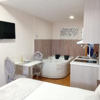 Suite with Hot Tub