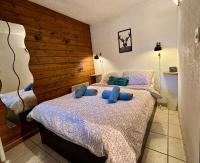 Two-Bedroom Apartment with Balcony and Terrace