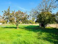 Maison dans cadre verdoyant, 20min des plages - B&B Bréhand
