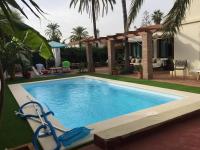 CHALET en la PLAYA CON PISCINA, Premiado en 2026 !!! - B&B Marbella