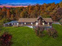 Overlook at Sleepy Creek -- Sleepy Creek Frontage, Secluded, Grill, Fire Pit, Deck, Family Friendly, Game Room, Fishing, Hammock, View, Fireplace - B&B