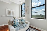 Prestigious 1br W Rooftop Pool - B&B