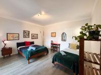 Camera Tripla con Bagno in Comune