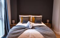 Family-Friendly 3-Bed Home Downstairs Bath & Bed Perfect Long Stays NW3 - B&B Londra