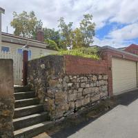 Bendigo Skyline-CBD Apartment with lock up Garage - Bed and Breakfast Bendigo