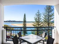 Golden Beach Oasis - Luxury Resort Living - B&B