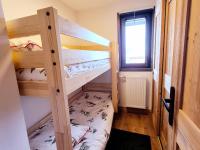 Charmant appartement au cœur de Montalbert avec balcon et parking privé, proche des pistes - FR-1-755-33 - Chambres d'hôtes Montalbert