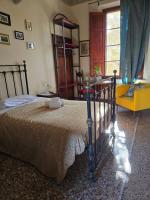 Single Room with Shared Bathroom