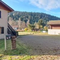 superbe appart cosy T2, la clairière du lac, rez de jardin, terrasse fermée - B&B