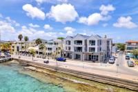 Seaview Caribe with fantastic sea views and close to the best restaurants - Ferienwohnung Kralendijk
