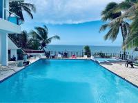 Ventana Va202 at Arecibo 681 Ocean Drive - Chambres d’hôtes Arecibo