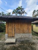 Bamboo House - Bed and Breakfast Roxas