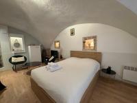 Studio Vieil Antibes rue du Bateau - B&B Antibes