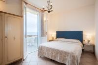 One-Bedroom Apartment - Split Level (4 adults)