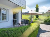 One-Bedroom Apartment with Garden