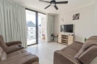 Contemporary Home At Bellamare - B&B