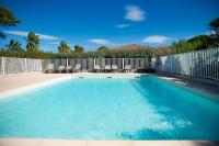 "Le Cocon Bleu" Résidence avec Piscine au Coeur du Brusc - B&B Six-Fours-les-Plages