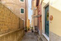 LE SOLEIL DOREE' MAISON Wi-Fi VACATIONS LERICI 5 TERRE - B&B