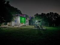 Nature Homestay - B&B