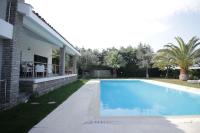 Secluded 3BR Modern Villa w Private Pool and Views - Ferienwohnung İskele