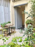 Canal St Martin Miss Dodu - B&B
