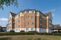 Stylish Elegant New Flat 5 Min from Elizabeth Line - B&B