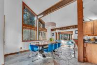 Northstar Retreat with Hot Tub & FREE Shuttle Access - B&B Truckee