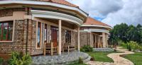 5 Empologoma Cottage - Benanda Forest Resort - B&B Masaka