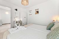 Bayside Cocoteros Hideaway Ocean Nest - B&B Guatiza