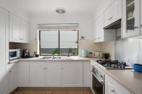 Sapphire by the Sea - Beach Family Modern - B&B Grange