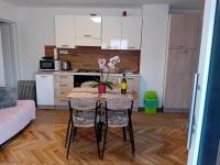 Apartmani Ani - Ferienwohnung