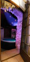 chambre love romantique avec spa privée - B&B Calvi