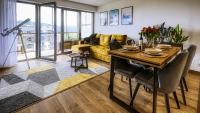 Appartamento con 1 Camera da Letto, Balcone e Vista Montagna