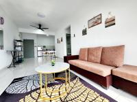 Malacca 8pax Entire Homestay Seri Serindit - B&B