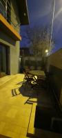 Chic Flat - 24 H self checkin-free parking in the yard - Bed and Breakfast Floreşti