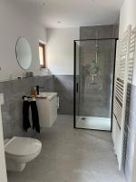 Zweibettzimmer mit eigenem Bad