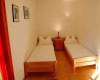 Apartamento de 2 dormitorios con ducha
