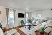 3 Mi to Diamond Ballroom Home with Fenced Yard! - B&B Oklahoma City