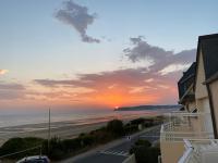 Les balcons des Ecréhous - Duplex front de mer - B&B Saint-Jean-de-la-Rivière